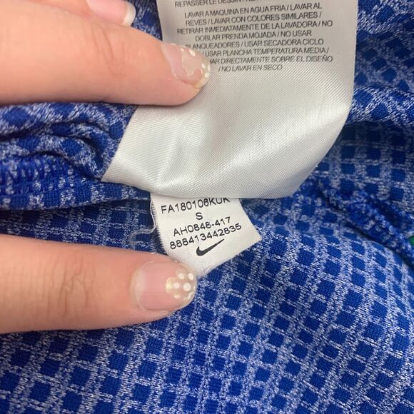 Nike Seattle Seahawks Sweatshirt Women S Small Jumper Turtleneck Dri Fit Sweater - Picture 11 of 14